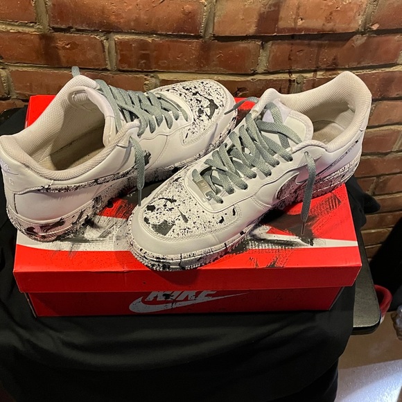 Custom Af1 black splash - Picture 1 of 3